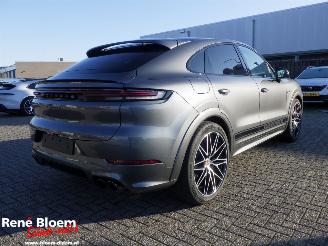Voiture accidenté Porsche Cayenne S E-Hybrid Coupe Full Options 519pk 2024/10