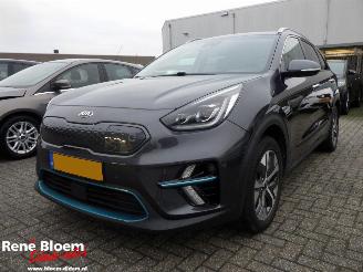 Unfallwagen Kia e-Niro Executiveline 64kwh 204pk 2020/12
