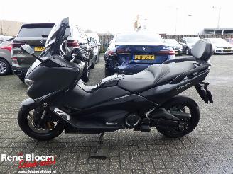 Yamaha  T-Max 530 DX picture 2
