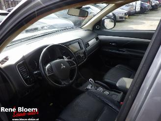 Mitsubishi Outlander 2.0 PHEV Executive Edition AWD picture 17