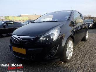 Unfallwagen Opel Corsa 1.4 16V Cosmo Airco 2014/2