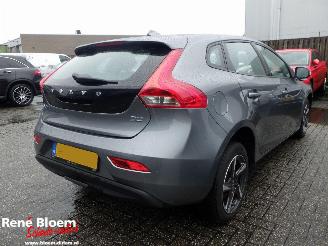 skadebil auto Volvo V-40 2.0 D2 Business Sport 2015/10