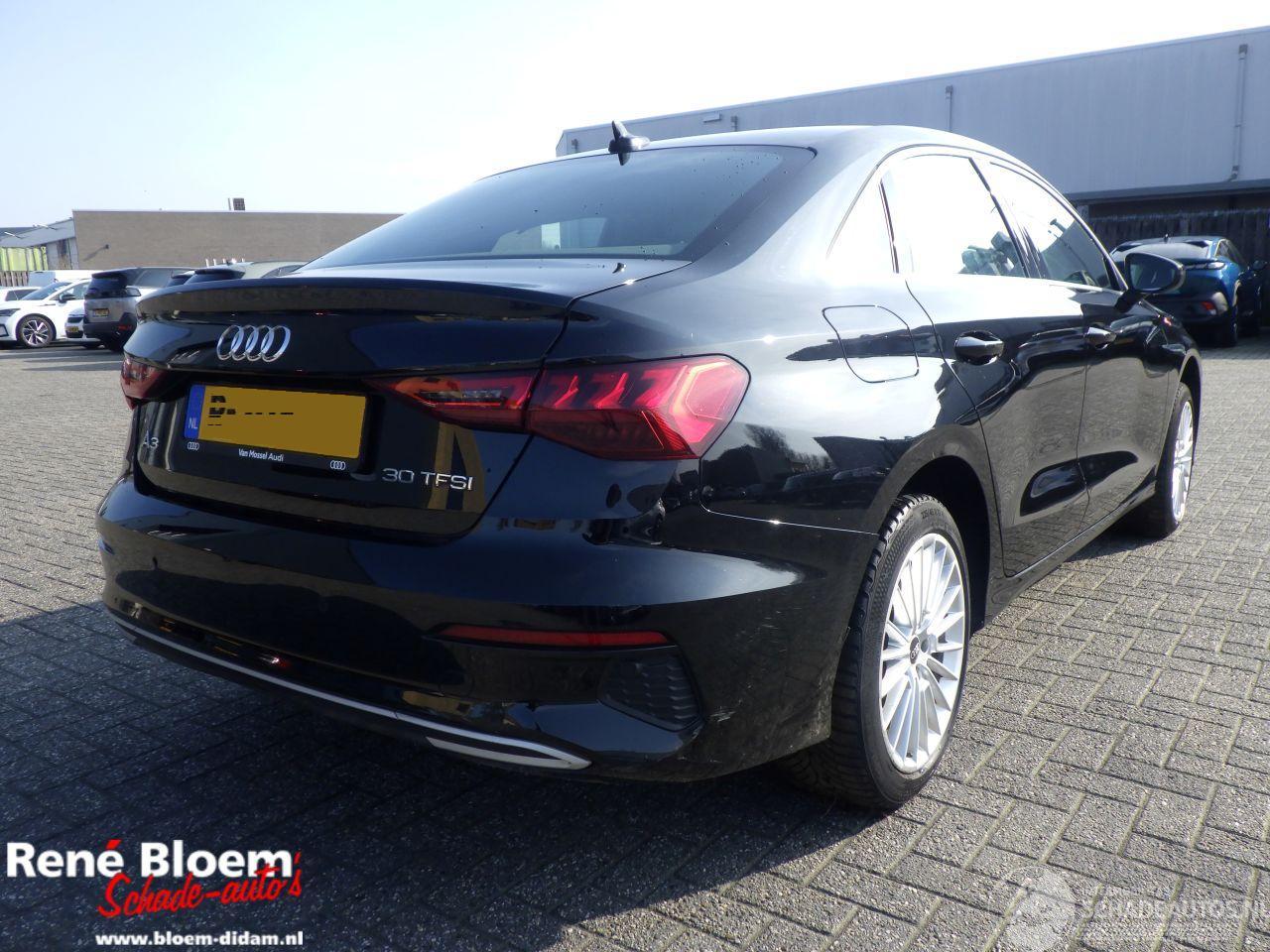 Audi A3 LIMOUSINE 30 TFSI Advanced Edition Automaat