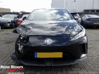 MG 4 Electric Luxury 64kwh picture 6