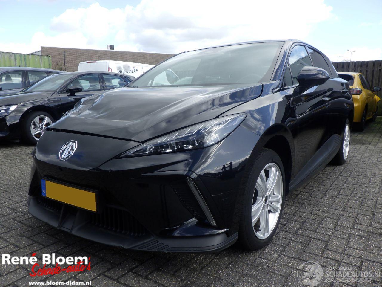 MG 4 Electric Luxury 64kwh