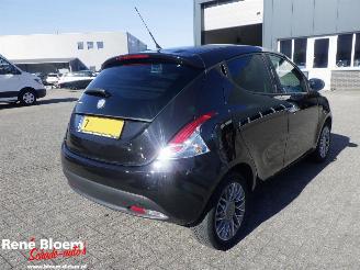 Lancia Ypsilon 0.9 Twinair Gold picture 4
