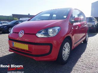Damaged car Volkswagen Up! 1.0 Move up! Bluemotion 2015/8