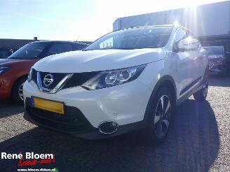 Auto incidentate Nissan Qashqai 1.2 N-Connecta 116pk automaat 2017/10