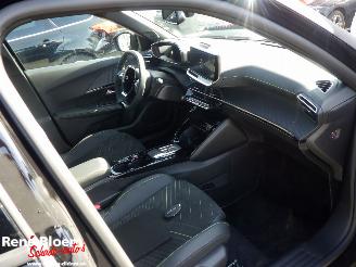 Peugeot e-2008 EV GT Avantage 54kWh picture 10