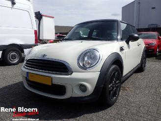 skadebil auto Mini One Cooper 1.6 Chili 2011/5