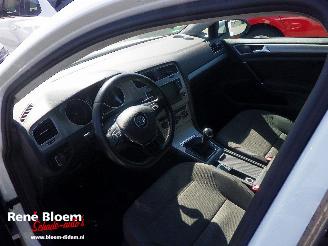 Volkswagen Golf 1.6 TDI ComfortLine 5drs picture 14
