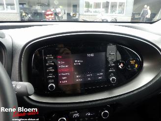 Toyota Aygo X 1.0 VVT-i MT First 5drs picture 18