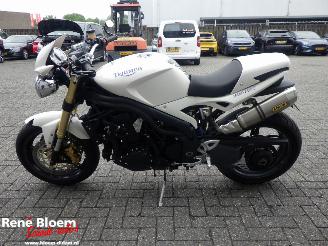 Triumph Speed Triple  picture 2