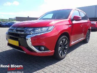 Coche accidentado Mitsubishi Outlander 2.0 PHEV Executive Edition 2016/10