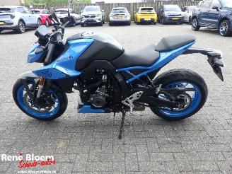 Suzuki  GSX-8S picture 2
