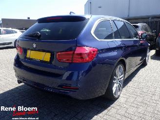 skadebil auto BMW 3-serie Touring 318d High Executive Automaat 2017/4