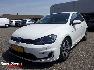 damaged passenger cars Volkswagen e-Golf e-Golf 2015/10