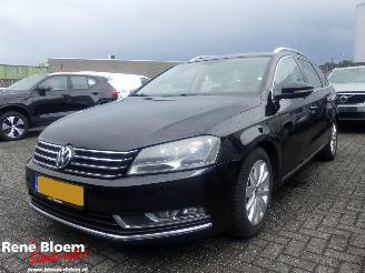 Unfallwagen Volkswagen Passat 2.0 TDI Highline Bluemotion 140pk 2014/2