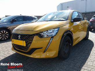 Voiture accidenté Peugeot e-208 EV Active 50 kWh 2022/4