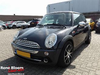 uszkodzony samochody osobowe Mini Mini ONE 1.6 3drs 90pk 2006/9