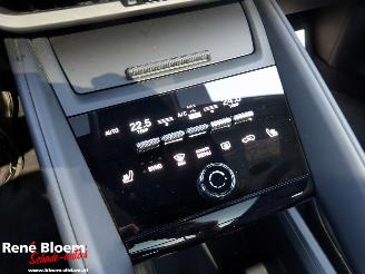 Porsche Macan 4 100kWh picture 20
