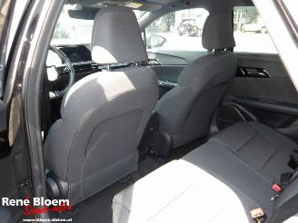 MG MG4 Electric Comfort 64kWh picture 10