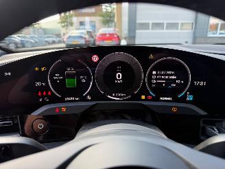 Porsche Taycan Performance Battery Plus 84kWh picture 21