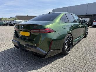krockskadad bil auto BMW M5 Sedan Carbon B&W 728pk Full Option 2025/3