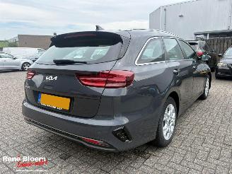Unfallwagen Kia Ceed 1.0 T-GDI DynamicLine Navi 2024/1