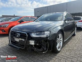 Schadeauto Audi A4 Avant 1.8 TFSI S-LIne automaat 170pk 2013/3