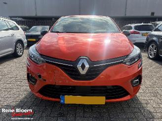 Renault Clio 1.0 TCe Intens 5drs picture 5