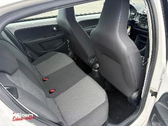 Volkswagen Up! 1.0 move up! Bluemotion picture 9