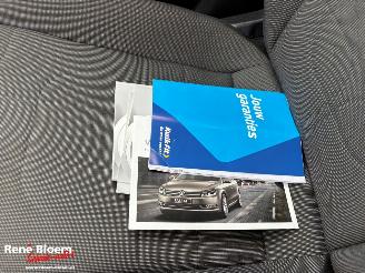 Volkswagen Up! 1.0 move up! Bluemotion picture 17