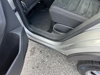Volkswagen Tiguan 1.4 TSI 150pk aut + f1 R-Line - pano - nap - massage - trekh - front + line assist - dynaudio - virtual picture 60