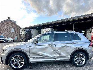 Vaurioauto  passenger cars Volkswagen Tiguan 1.4 TSI ACT Highline 2017/1