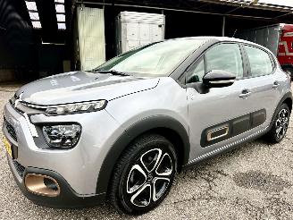 Citroën C3 1.2 PureTech 83pk C-Series - navi - line assist - clima - cruise - apple carpl - 66dkm nap - licht + regensensor picture 2