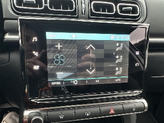 Citroën C3 1.2 PureTech 83pk C-Series - navi - line assist - clima - cruise - apple carpl - 66dkm nap - licht + regensensor picture 28