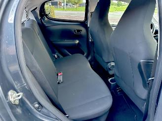 Peugeot 108 1.0 e-VTi 72pk Active 5drs - 96dkm nap - airco - led - elektr pakket - aux - usb - privacy glass - bwjr 2021 picture 47