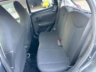 Peugeot 108 1.0 e-VTi 72pk Active 5drs - 96dkm nap - airco - led - elektr pakket - aux - usb - privacy glass - bwjr 2021 picture 21