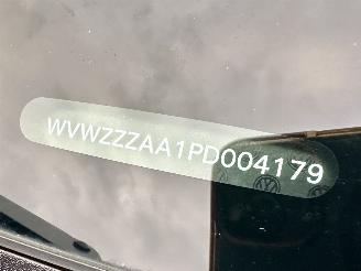 Volkswagen Up! 1.0i 65pk 5drs - nap - airco - line assist - bleutooth - aux - elektr ramen - led - facelift - rijdbaar picture 62