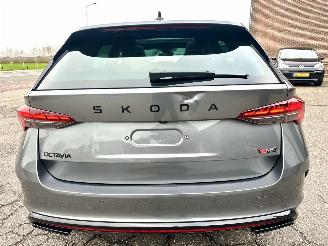 Skoda Octavia RS 2.0 TSI 265pk Aut + F1 Combi - pano - crystal light - front + line + side assist - virtual - 19 inch - keyless picture 90