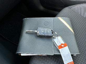 Volkswagen Polo 1.0 TSI 95pk Life 5drs - 76dkm nap - front + line assist - acc - pdc v+a - airco - cruise - carplay - lmv picture 37