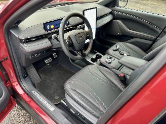 Ford Mustang Mach-e 75 kWh awd 371pk aut premium - pano - 360cam - leer - stoel + stuurverw - b&o - front + line + side assist picture 15