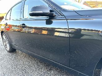 BMW 3-serie 330e 245pk 8-traps aut + f1 high exe - 112dkm nap - harman  - stuur + stoelverw v+a - 360cam - head up - elektr rollo picture 87