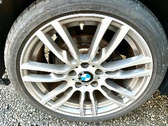 BMW 3-serie 330e 245pk 8-traps aut + f1 high exe - 112dkm nap - harman  - stuur + stoelverw v+a - 360cam - head up - elektr rollo picture 72