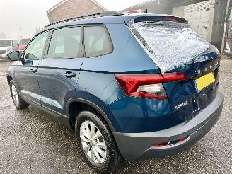 Skoda Karoq 1.5 TSI 150pk 7-Traps aut Bus.Edition - nap - navi - stoelverw - pdc - front assist - keyless - inkl trekh picture 5