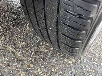 Volkswagen Passat 1.4 TSI 122pk dsg aut + f1 Highline - nap - dvd in hoofdsteunen - navi - clima - cruise - leer + stoelverw picture 81