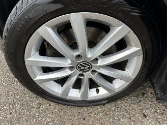 Volkswagen Passat 1.4 TSI 122pk dsg aut + f1 Highline - nap - dvd in hoofdsteunen - navi - clima - cruise - leer + stoelverw picture 86