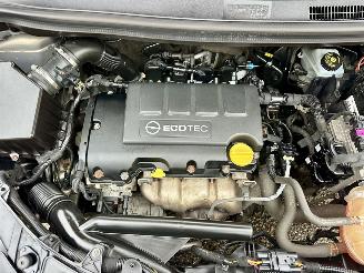 Opel Corsa 1.4-16V 101pk Cosmo 5drs - pano - nap - clima - cruise - half leer - pdc - licht + regens + dimmend binnenspiegel picture 55