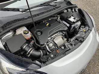 Opel Corsa-E 1.0 Turbo 90pk 6-bak online edition 5drs - nap - stuurverw + stoelverw - pdc v+a - airco - cruise picture 12